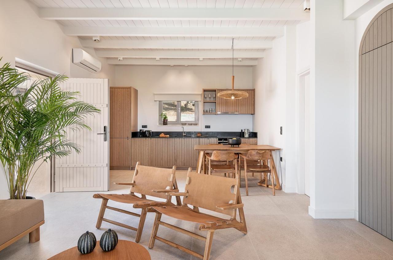 New Holiday Kokomo Thea Villa W/ Private Pool, Close To Beach 利加里亚 外观 照片